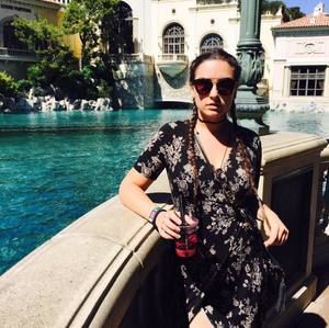 Meet your Posher, Lauren